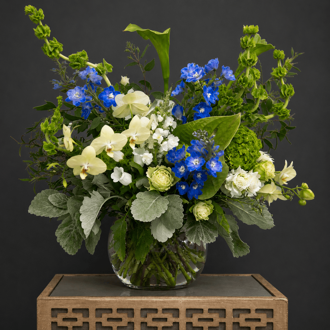 Fresh Flowers for Interior Design